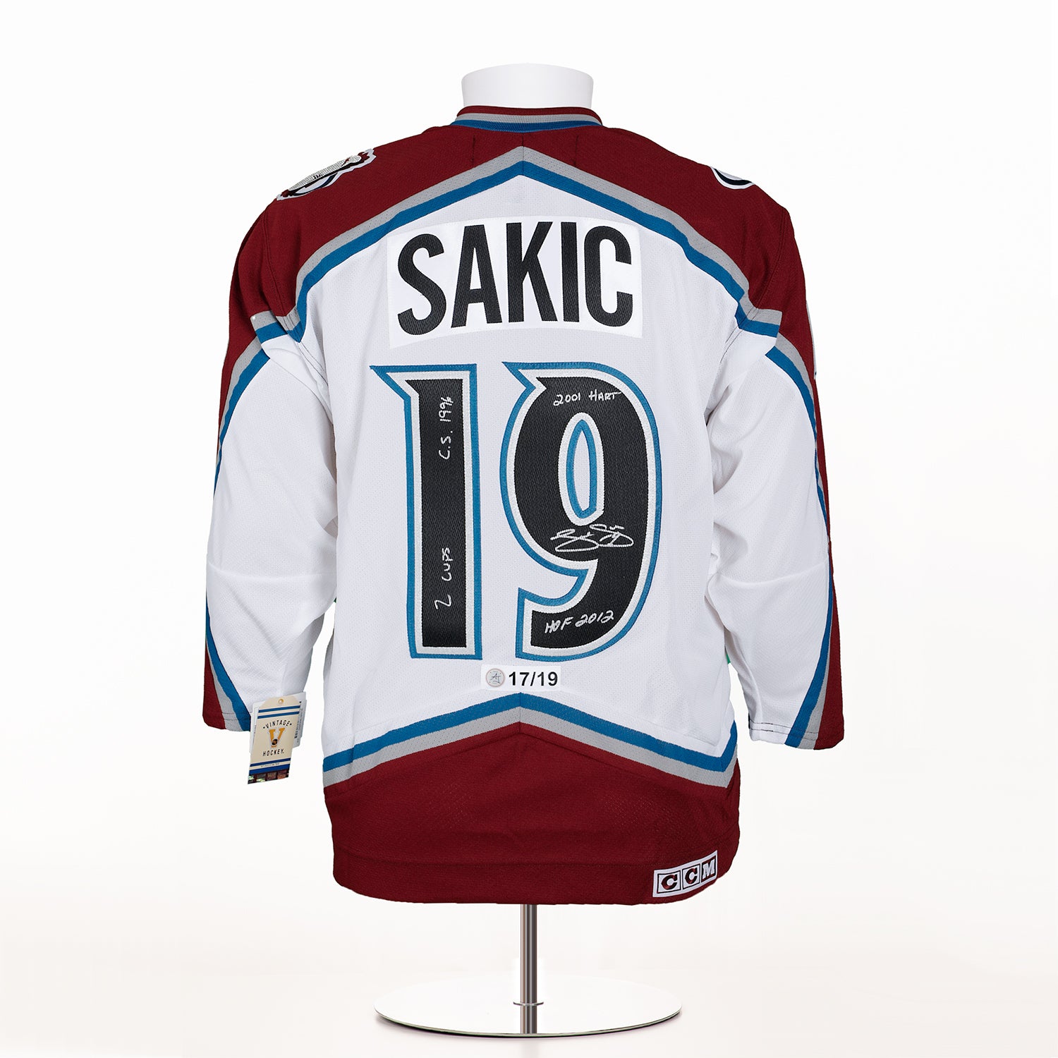 AJ Sports Joe Sakic Signed Colorado Avalanche Vintage CCM Jersey with Stats 17 19