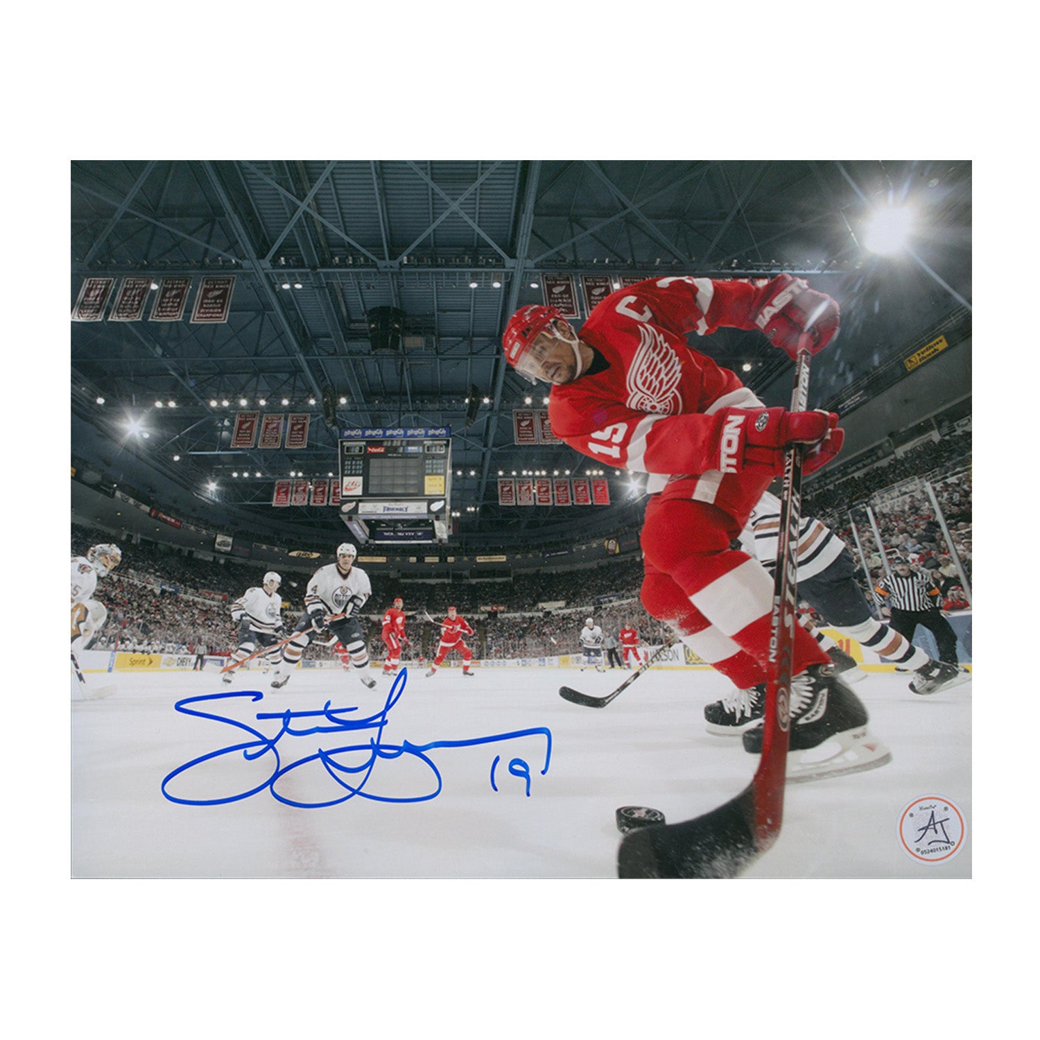 AJ Sports | Steve Yzerman Autographed Detroit Red Wings Playmaker 8x10 Photo