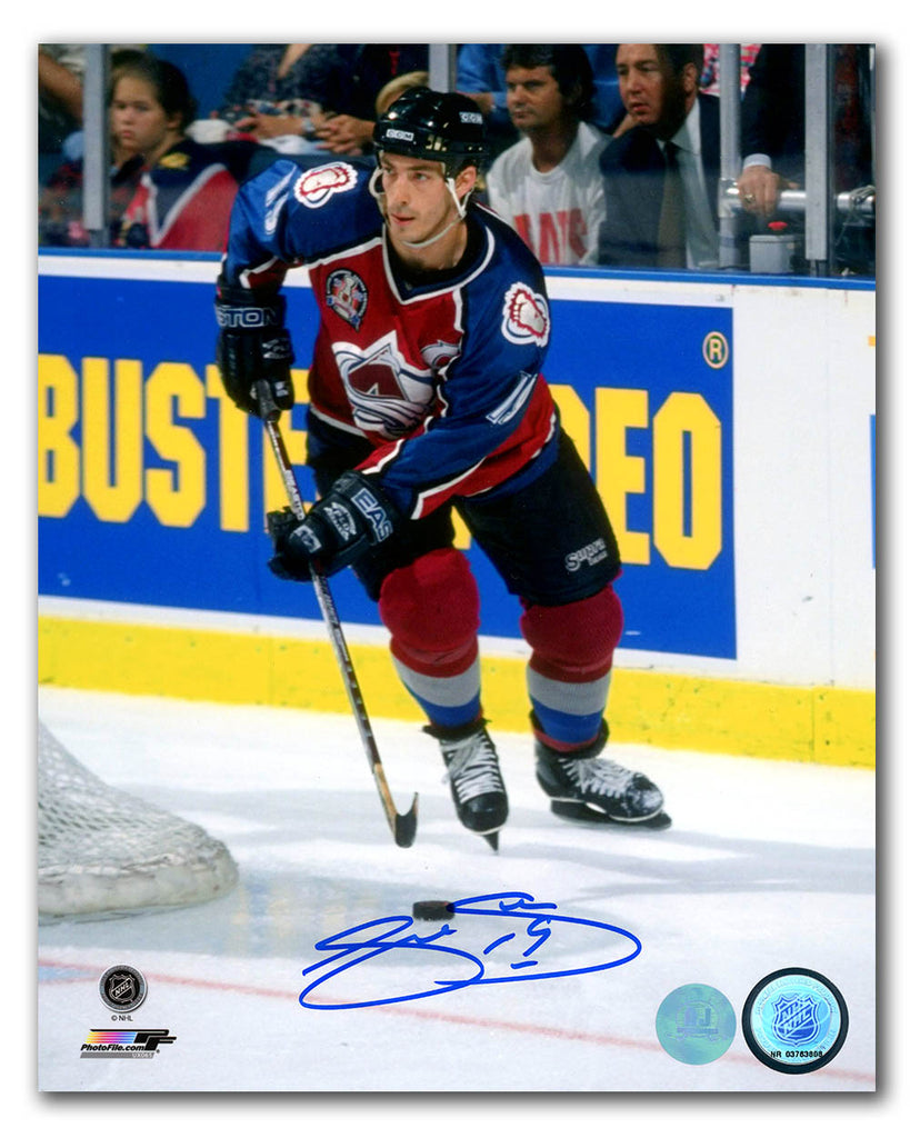 Joe Sakic NHL Memorabilia, Joe Sakic Collectibles, Verified Signed Joe Sakic  Photos