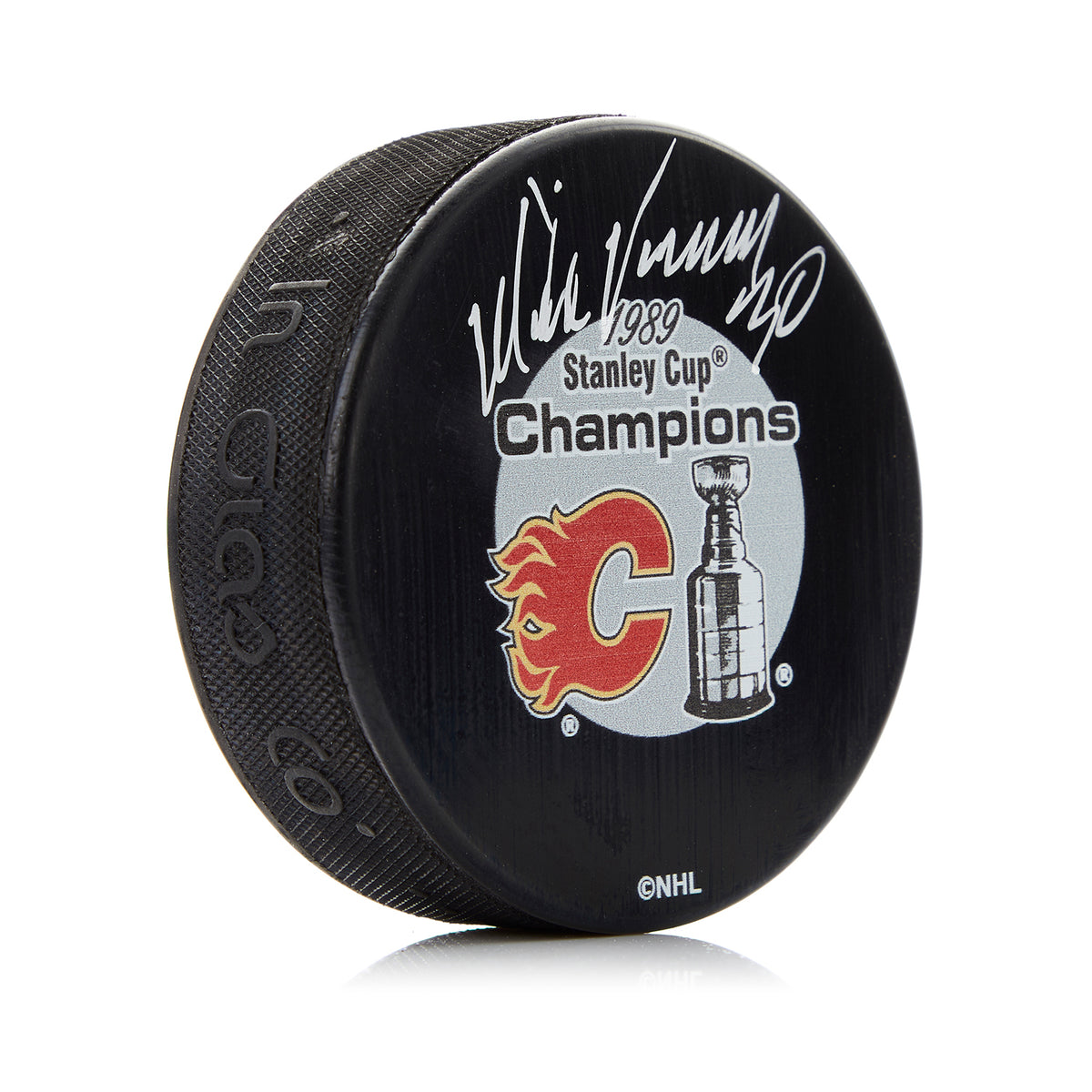 Mike Vernon Signed Calgary Flames 1989 Stanley Cup Puck| AJ Sports